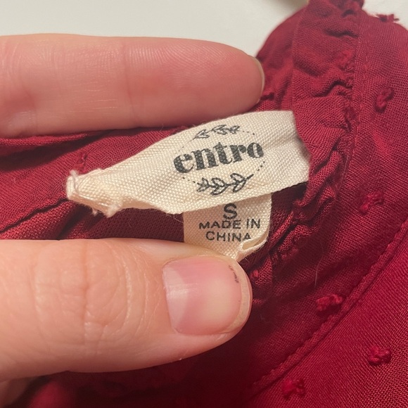 ENTRO Red Textured Blouse - Picture 3 of 7